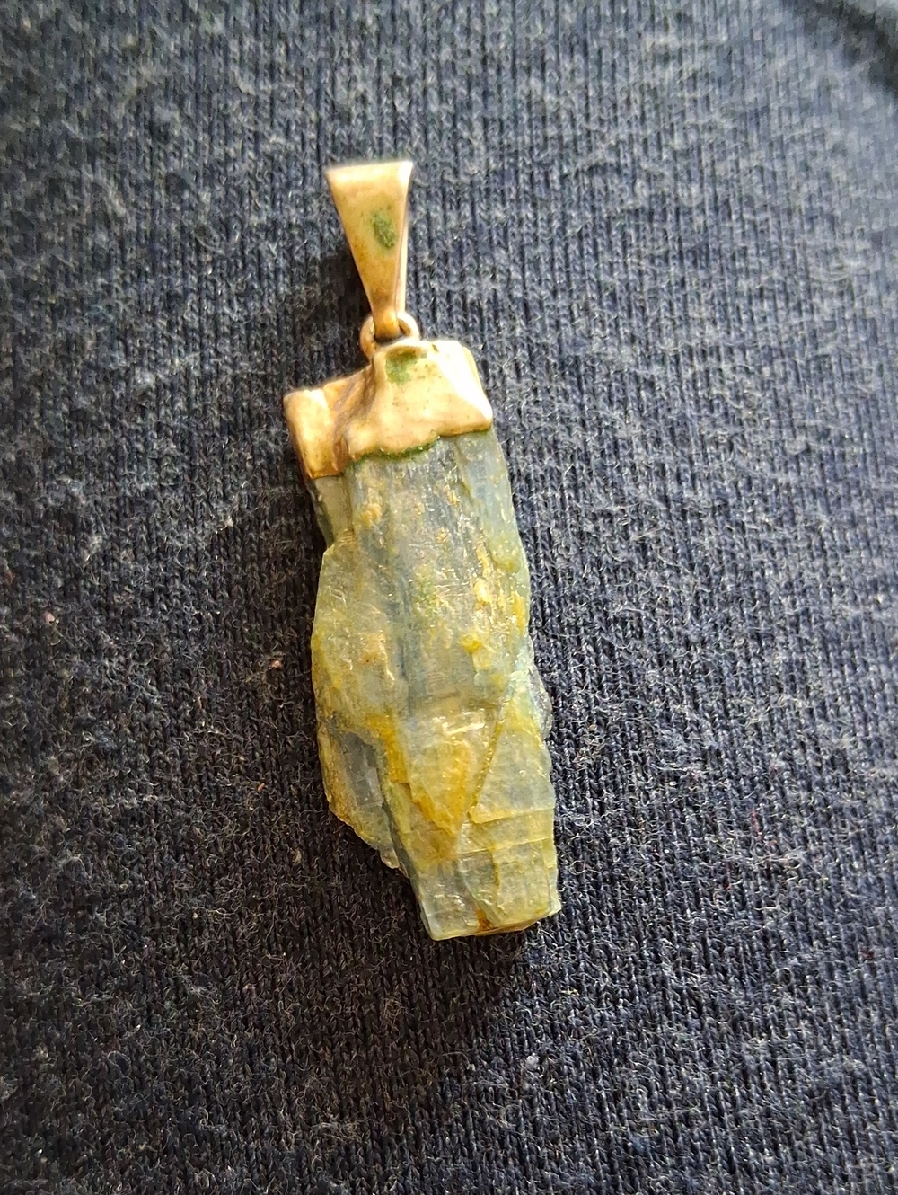 Green Raw Stone Pendant For Chain with Accent Sell As It Is